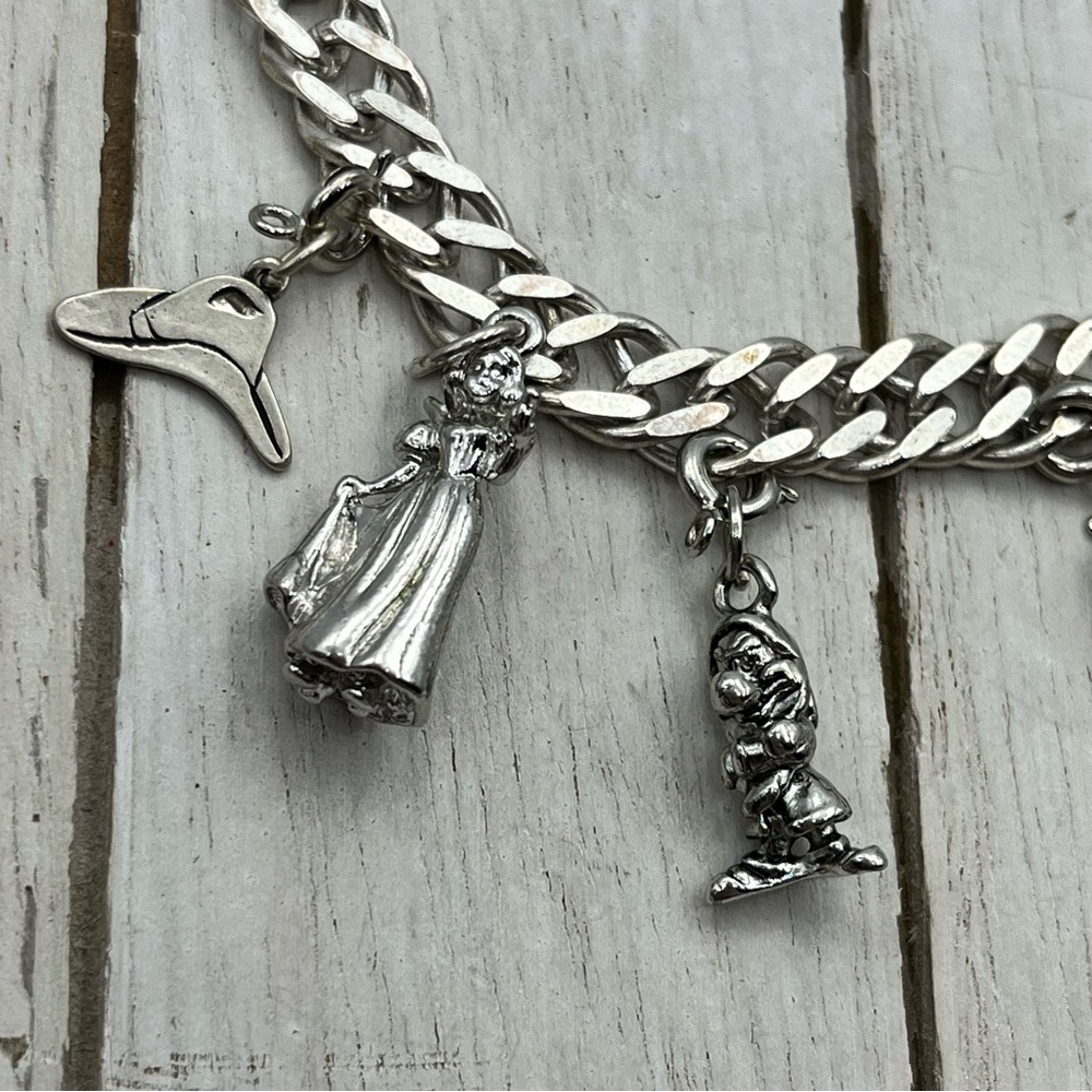Vintage Walt Disney sterling Silver Character Charm Bracelet - Picture 6 of 9